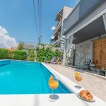 House Lisica בית נופש Srinjine